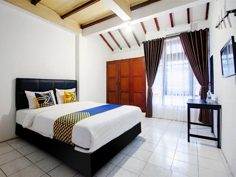 Spot On 2107 Ijo Pupus Syariah Residence Baturetno Exterior foto